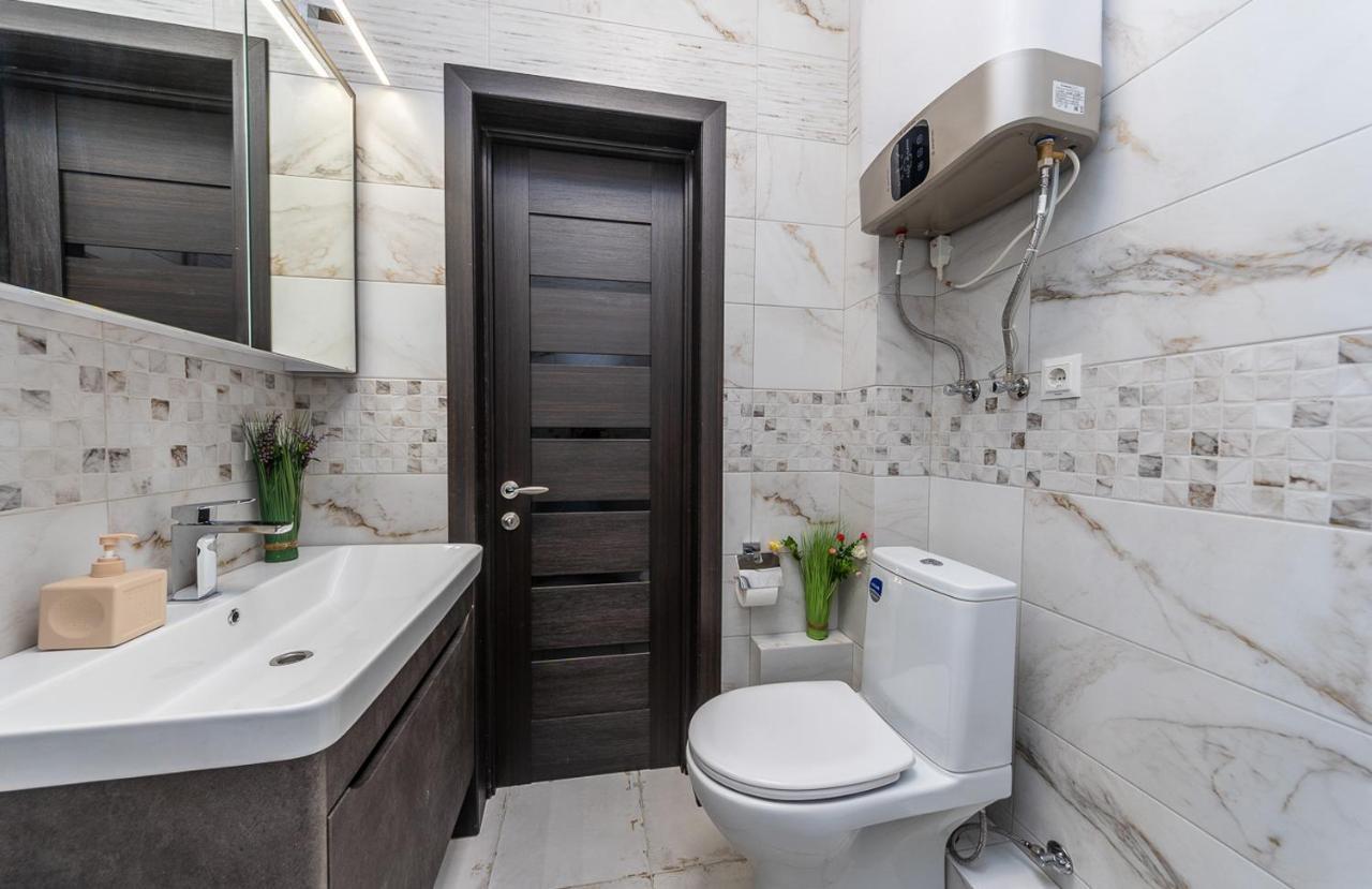 View On Sofievskaya Square Apartment Kiev Exterior foto